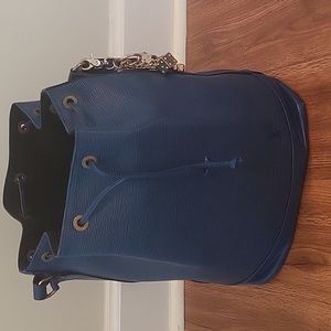 LOUIS VUITTON Epi Noe